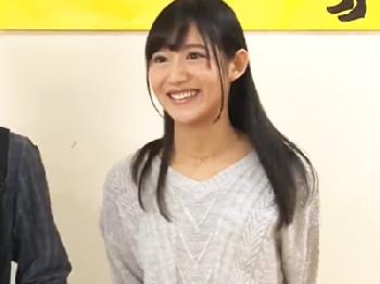 電動マッサージ器責め空気椅子で動いたら即行で罰ゲーム!!彼氏の目の前で寝取られオメコ内射精された美少女女子大生