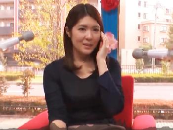 週4で彼氏とセックスしてるというお姉さんに電動マッサージ器責めしたら他人棒プリーズ状態にW