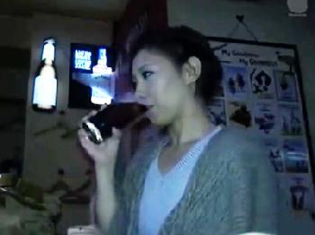 とか言って他人棒でイキよがる素人人妻W