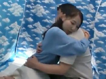 素人娘→当然破けて中出し展開W