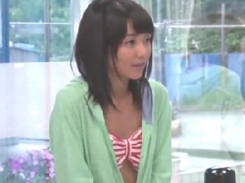 無料エステと騙され女性器の最奥に中出し精液を注がれてしまう素人娘W