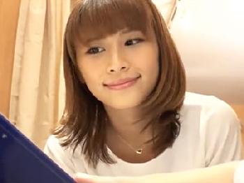 お客さんのイケメンペニスにムラっときた変態美女→店内で激情交尾開始