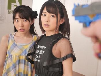 何も知らないピュア童顔娘をビッチに変える洗脳光線!!