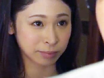 刑務所からでてきた性に飢えまくった男に体を許して獣のようなセックス