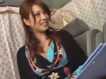 素人人妻をナンパ成功!!電動マッサージ器で欲情させて挿入に持ち込み→暴発オメコへ挿入したまま射精した結末