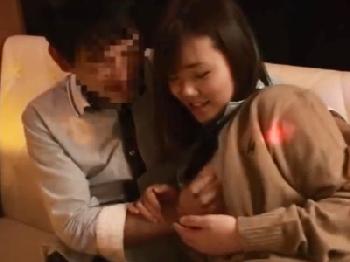 現役女子校生と中出し本番できる神おっパブに潜入してみた