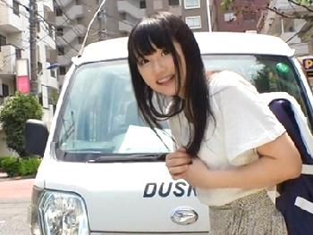 見た目は純真無垢な18歳天使!!でも…公園・ベランダ・漫画喫茶でSEX経験ありの色情狂女子と即挿入成功