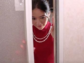 義理息子の入浴中の突入し中出し交尾を求める後妻の母親