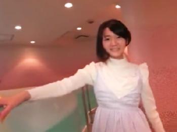 エロと無縁そうなスレンダー地味少女と一泊二日の孕ませ旅行W