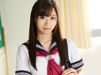 テストの結果が悪く先生の呼び出しを受けた美少女女子校生が成績を何とかする為に教室でセックス!!