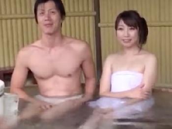 女性宿泊客を次々と犯する非人道的な従業員