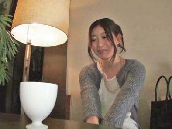 初体験の不貞交尾に夢中になって繰り返す素人人妻