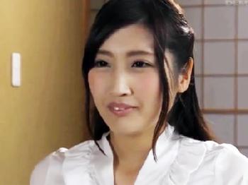 夫とのSEXに愛情を感じなくなってしまったとても綺麗な人妻がとうとう不貞行為に走ってしまう‥