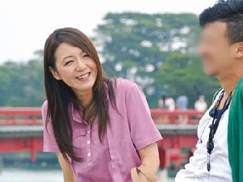 おらのオカンをナンパして寝盗ってください!!ガチ息子からAV会社から寄せられた素人寝取りエロ企画!!