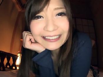 美形なお姉さんをオナホ扱いするかのようなピストンでコンドーム未装着の膣射性交