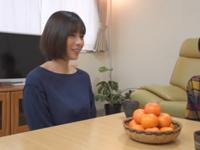 そんなに歳の離れていない義理の母に欲情極まり中出し近親