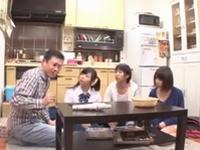 発情期な女子校生達が中年男ペニスにハマりまくり