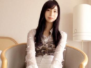 清楚に見えて超ビッチ!!素人女子大生がお金欲しさにハメ撮り撮影W