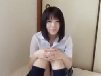 素人女子校生に避妊具未装着で膣内射精した結果→ブチ切れでカメラにパンチ