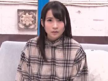 アイドル並みの可愛さを持つミニ系女子大生娘を言葉巧みに騙してマジックミラー号でズコピス