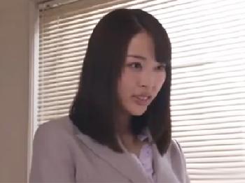 結婚目前の幸せ女性会社員が同僚に挿入されて強制ソープ堕ち