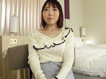 性的欲望を持て余して自らAV応募してきた巨乳保育士さんと甘く激しい交尾