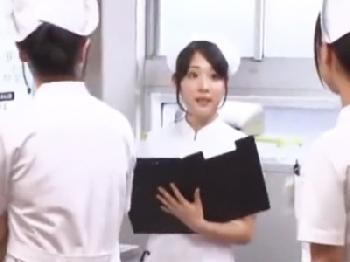 セックス外来医院で美女ナースたちが大活躍の中出し連発