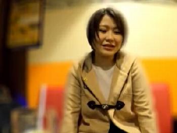 突く度にマン屁を漏らして感じるふしだらな巨乳素人にぶっかけハメ撮り