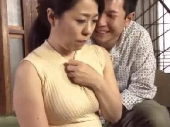 息子の同僚に性的欲望がバレて犯され放題になってしまう熟女