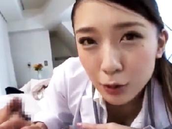 禁欲状態の患者の精液を搾り取る女性医師