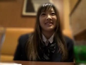 SNSで知り合った援交女子校生が大当たり!!制服をちゃんと着させてきてハメ撮り