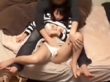 顔面射精された状態でも男性器を離さずお掃除尺八ご奉仕する神美少女