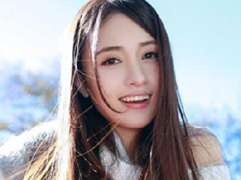 ラテン系ハーフ美女が自分からまたがりエゲつない腰振りでずーっと騎乗位