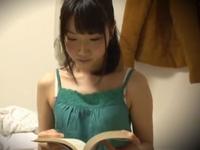 弟を部屋に連れ込み性的に魅了するお姉ちゃんを無許可で動画撮影そして流出