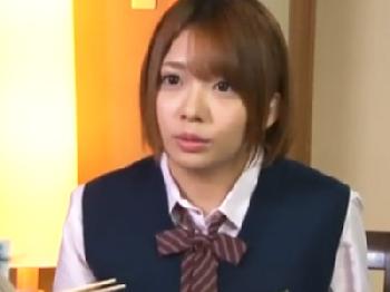 お姉ちゃんの弱みを握った弟が近親性暴行で何度も中出し発射