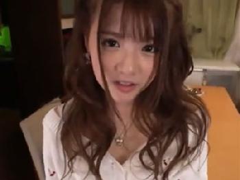 童顔で可愛い美少女が女性器の最奥に子宮へ直接射精されて着床射精