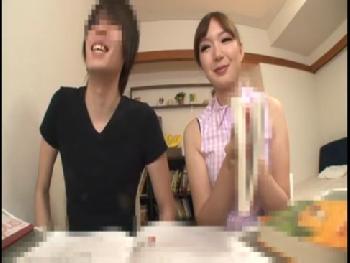 巨根挿入されて喘ぎまくるムチッとした肉感的な女体の巨乳人妻の白石茉莉奈