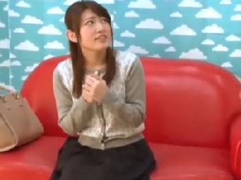 可愛い系女性会社員がガチ童貞を優しく筆おろし!!