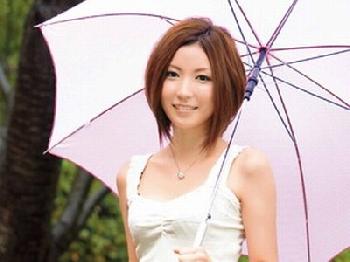 こんな若妻放っておく訳がないだろ!!スレンダースレンダーなギャル系母親と一晩中温泉旅館でしっぽり