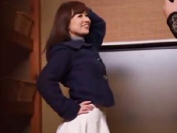 混浴温泉でイケメン棒に乱れまくる若妻W