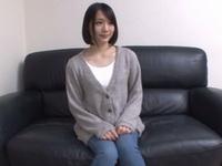 清楚に見えてむっつりな19歳素人が至近距離の巨根に性的興奮して即挿入