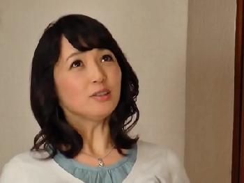 とても綺麗なヘルパーさんを薬で眠らせ激しい性的暴行する外道じじい