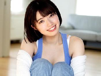 少し残る方言が可愛い猥褻巨乳の美少女が初体験の撮影で潮吹きしながら絶頂