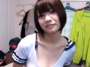 近所で見かけた童顔ボディの少女を自宅に誘い込みワイセツ行為