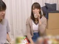 お姉ちゃんの友人の引越し祝いに酔わせて新居性交