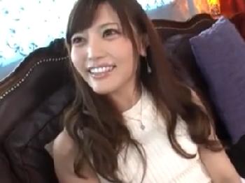 乃木坂・白○麻衣似の美少女が大量潮吹き性交