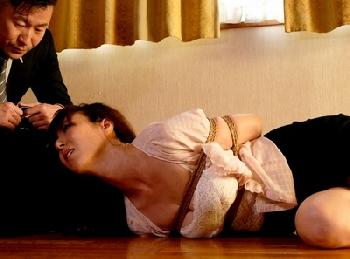 束縛される快感に目覚めてしまった人妻…心の奥底で湧き上がるM覚醒に益々感じて絶頂浮気