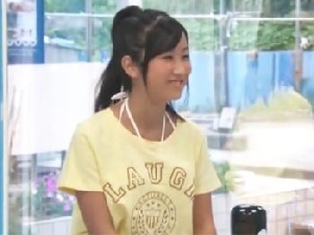 インタビューと聞いてた美女を言葉巧みに騙してまさかのおまんこ内射精する