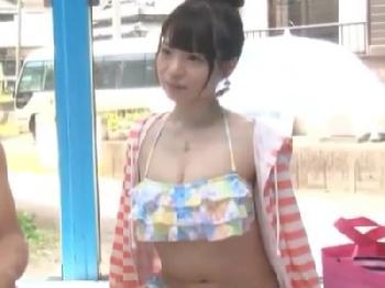 幼なじみで男友達な相手と膣射交尾した女子大生