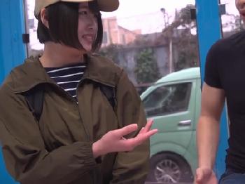 ボーイッシュな女の子限定!!マジックミラー号に誘って牝イキを体感させる